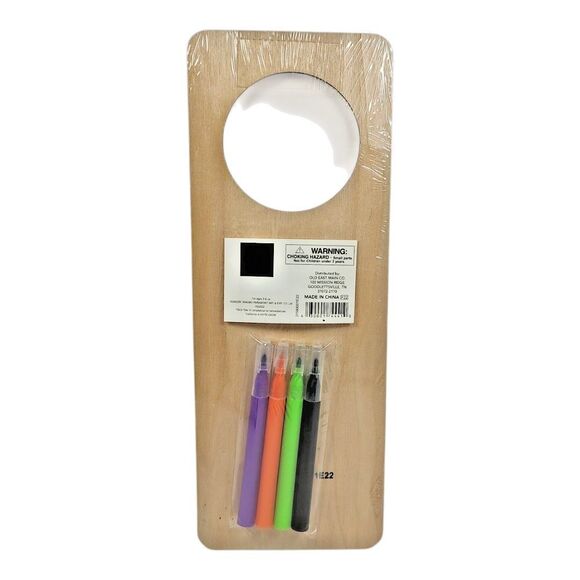 Halloween DIY Wooden Hanging Holiday Event Door Craft Kit Spider Bat Skull Web - Picture 3 of 8